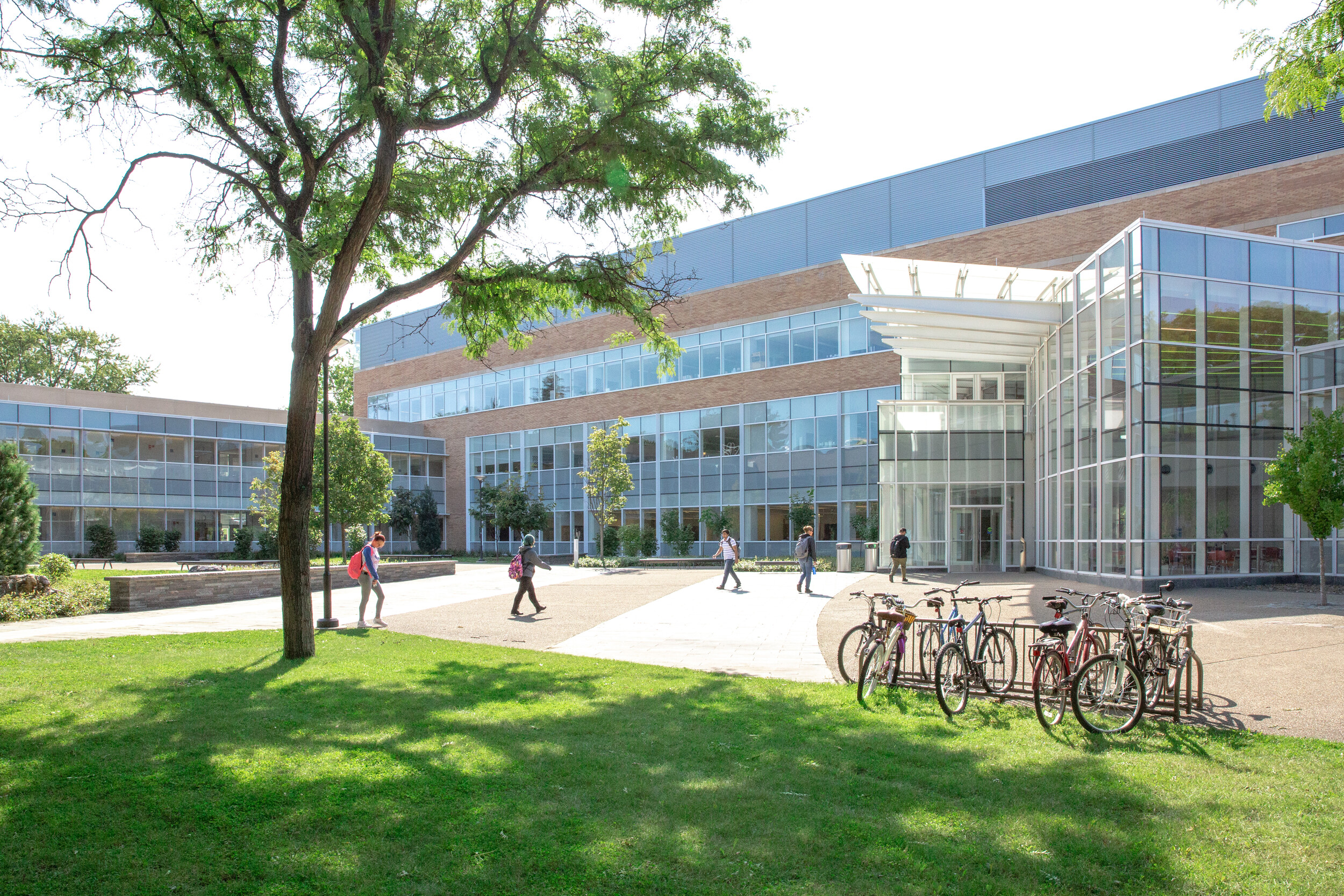 SUNY Fredonia's $60 million dollar science center. If you're wondering how to choose a college for your undergrad, this page has you covered. 