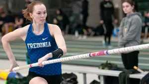 Cara Pellechia pole vaulting