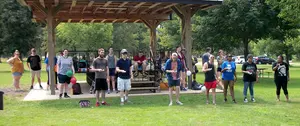 students in egg and spoon race