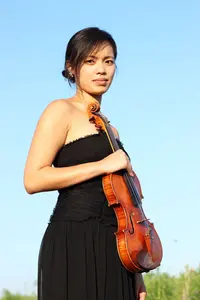 violinist Jessica Tong