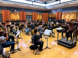 wind ensemble rehearsing